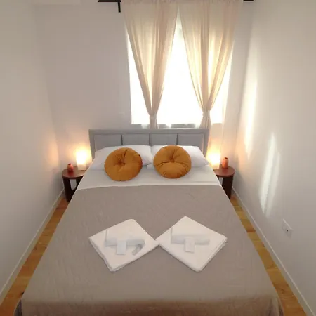 Апартаменты New! Jolie In - With Free Parking And Terrace! *