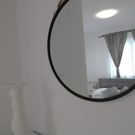 New! Jolie In - With Free Parking And Terrace! Apartman