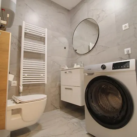 Apartman New! Jolie In - With Free Parking And Terrace!