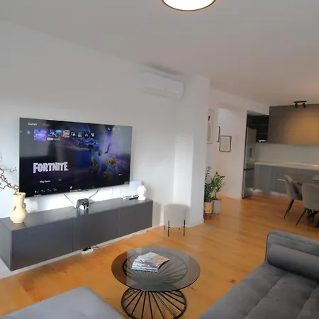 New! Jolie In - With Free Parking And Terrace! Zadar