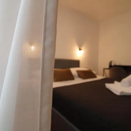 New! Jolie In - With Free Parking And Terrace! Apartment *