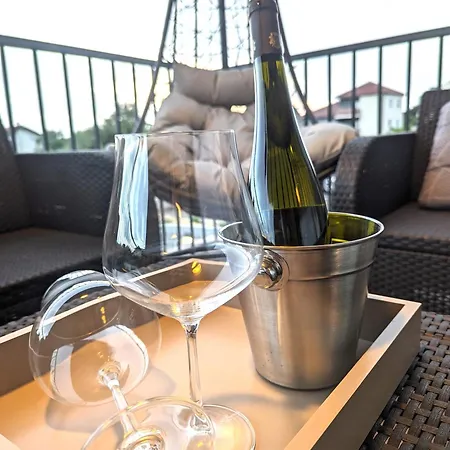 New! Jolie In - With Free Parking And Terrace! Apartment Zadar