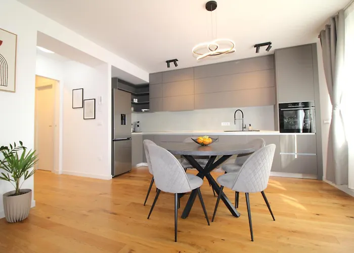 New! Jolie In - With Free Parking And Terrace! * Zára