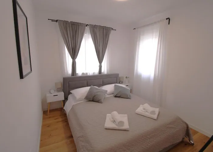 New! Jolie In - With Free Parking And Terrace! Apartman *