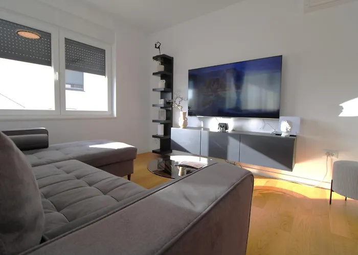 New! Jolie In - With Free Parking And Terrace! Apartman