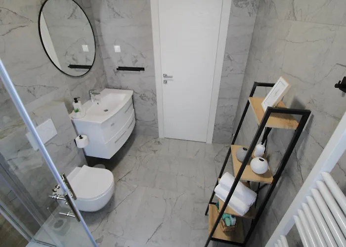 New! Jolie In - With Free Parking And Terrace! Apartman